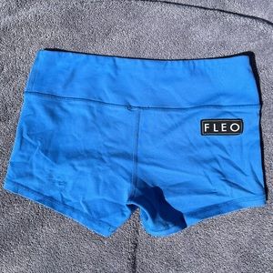 FLEO original shorts blue size small used